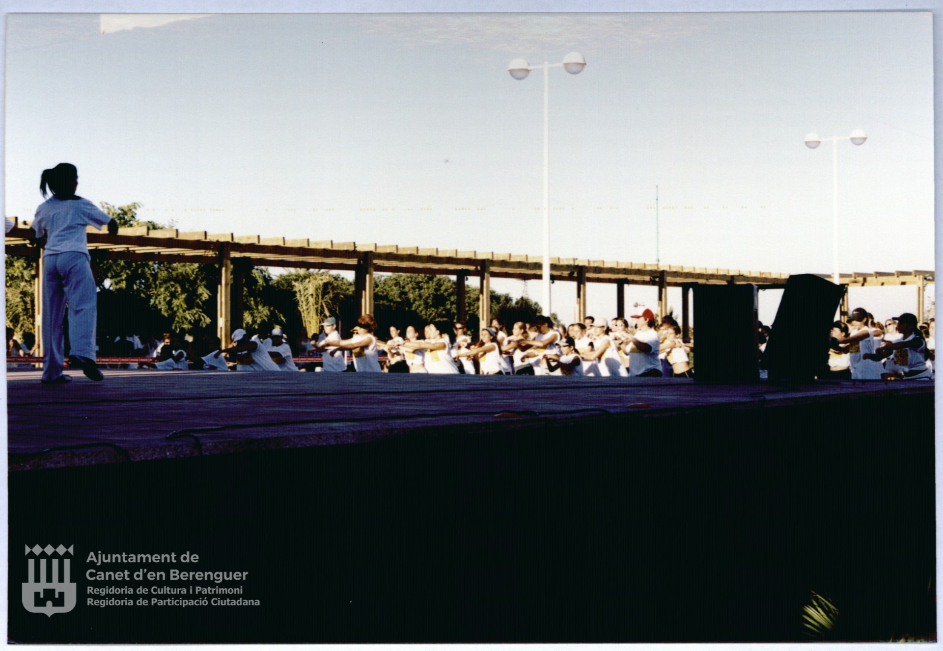 Activitat esportiva en Plaza dels Pescadors